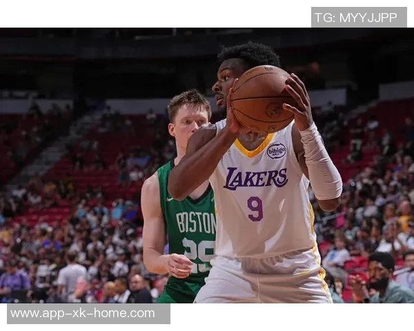 媒体人分析布朗尼身体素质与投射信心适合挑战CBA赛场