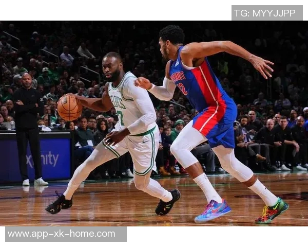 布朗近期状态火热场均34分助队连胜活塞骑士尼克斯魔术