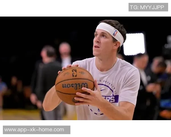 富保罗质疑里夫斯替补位置夸梅怒斥其经纪人应采取行动